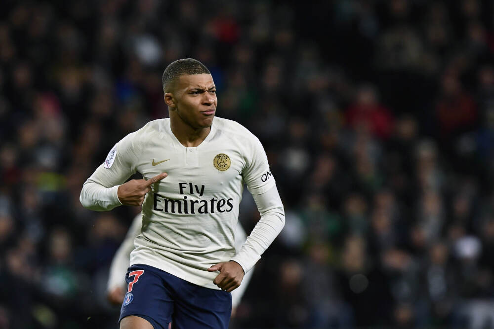 AC米兰跟队记者：菲尔克鲁格在米兰基地进行了体能测试